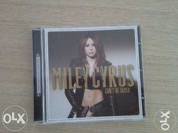 Miley cyrus cant be tamed
