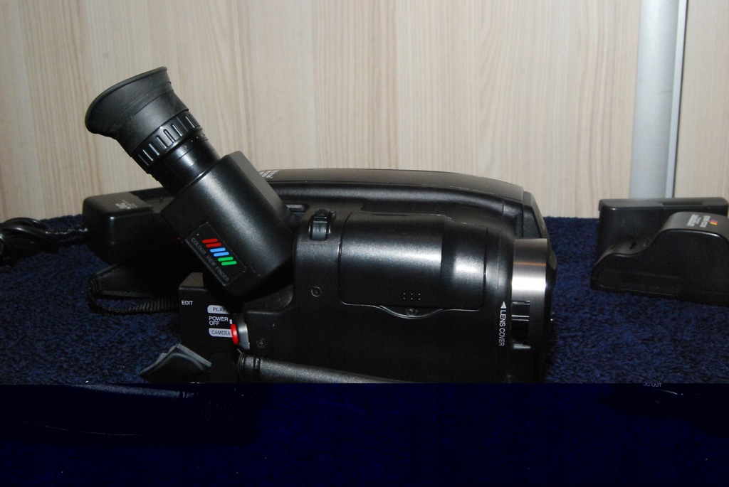 Купить Аналоговая камера JVC GR-AX350 VHS-C: отзывы, фото и ...