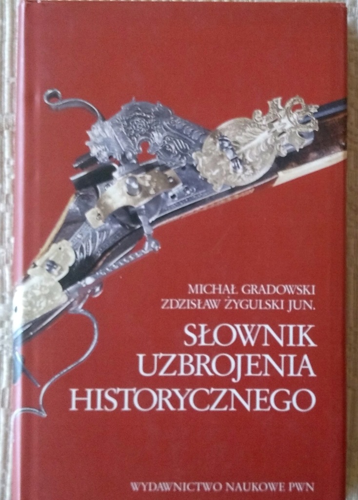 słownik uzbrojenia historycznego PWN 1998 r.