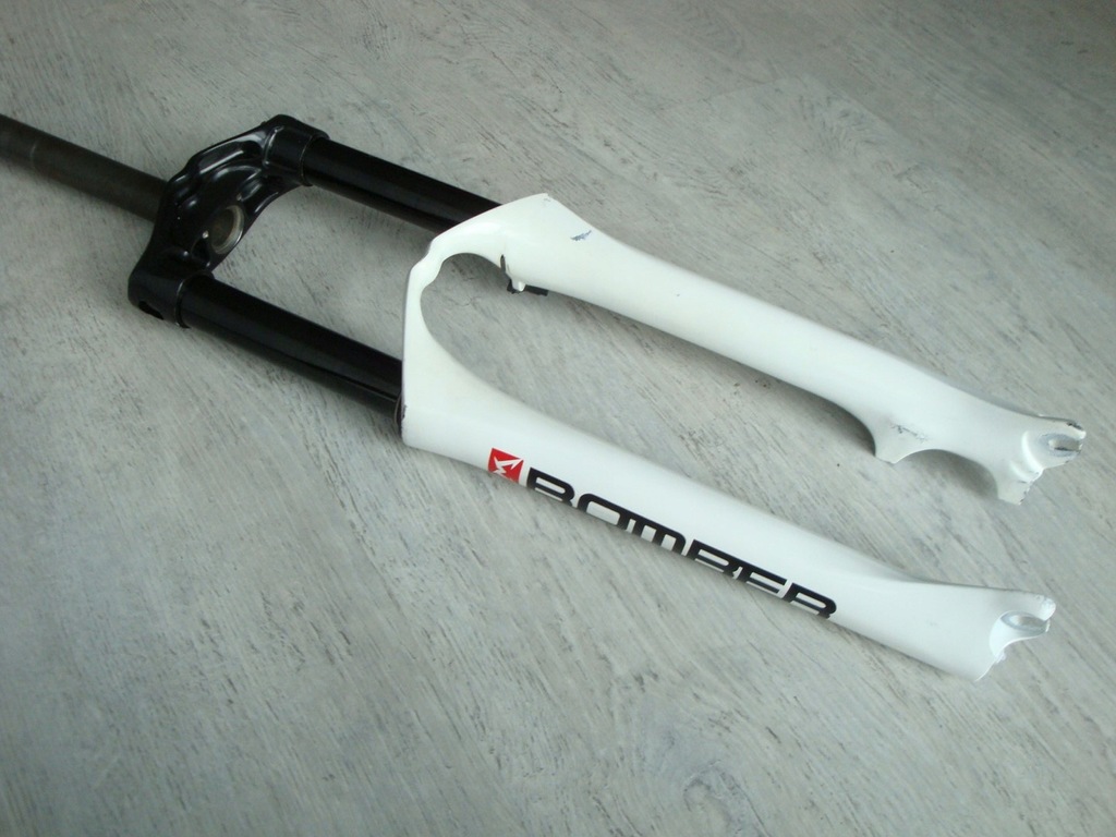 Marzocchi All Mountain 140mm ETA + TST2