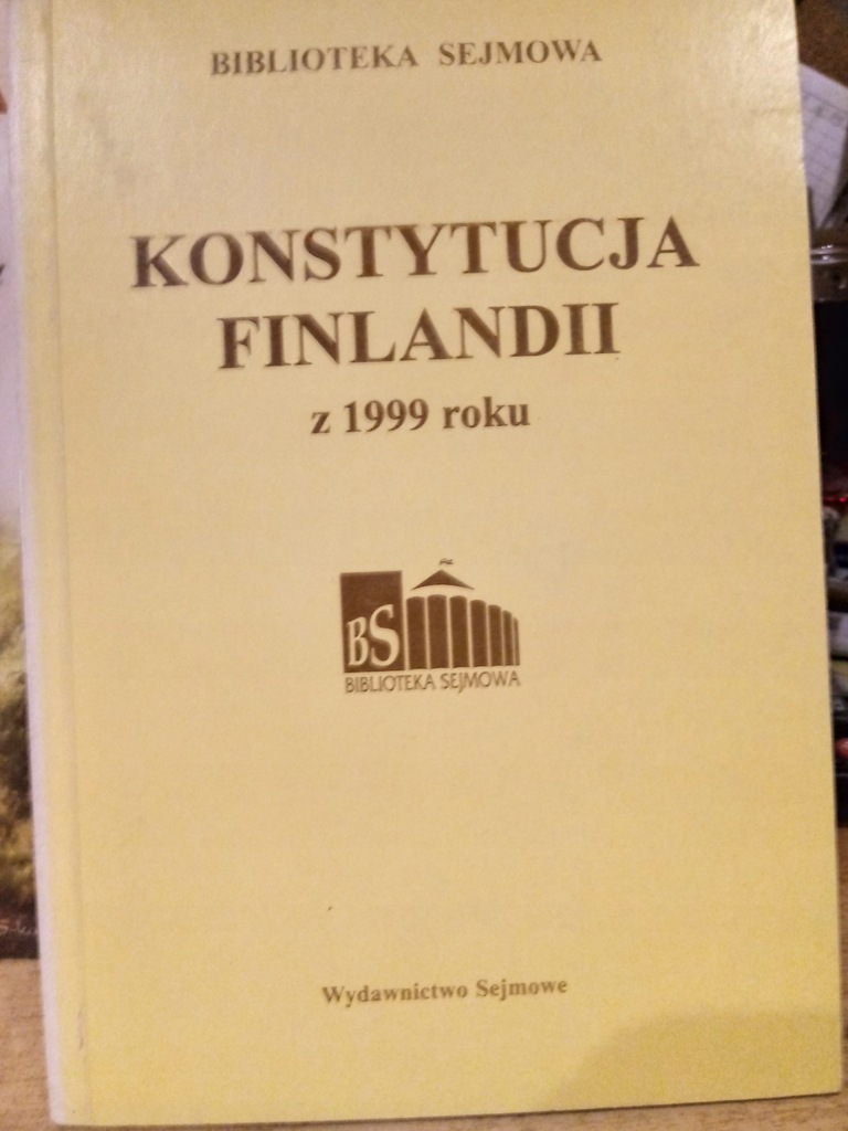 Konstytucja Finlandii z 1999 roku / b