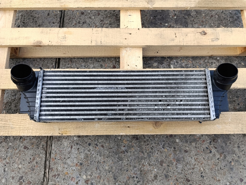 BMW F10 F11 INTERCOOLER 535D N57 7812016