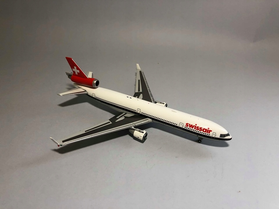 Купить Модель самолета MD-11 Swissair HB-IWI в масштабе 1:400.: отзывы, фото, характеристики в интерне-магазине Aredi.ru