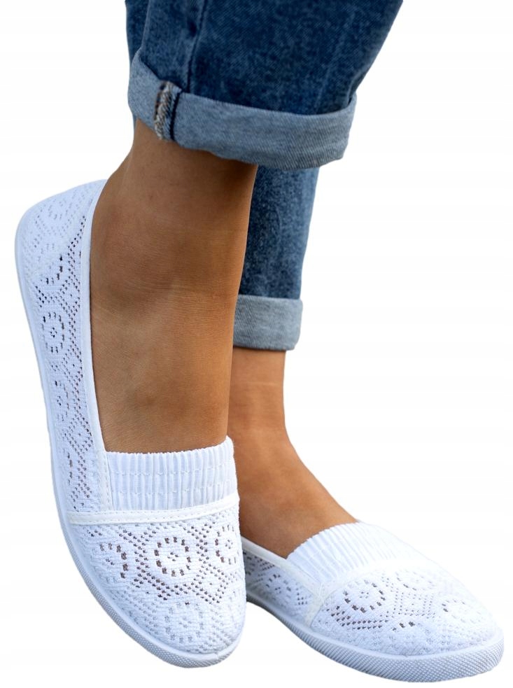 Купить Белые кружевные кроссовки на резинке 40: отзывы, фото, характеристики в интерне-магазине Aredi.ru