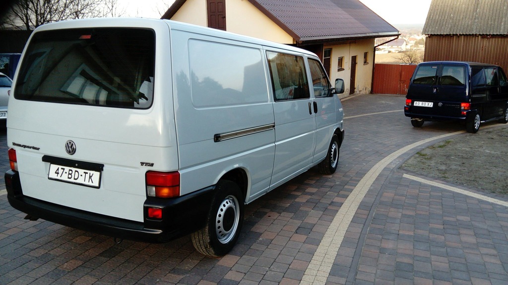 VW TRANSPORTER T4 LONG 2.5 TDI LIFT BARDZO ŁADNY