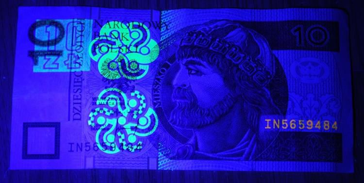 TESTER KIESZONKOWY BANKNOTÓW LAMPA UV ULTRAFIOLET