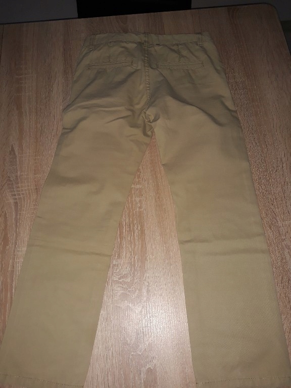 Spodnie sportowa elagancja Cubus 128 cm.
