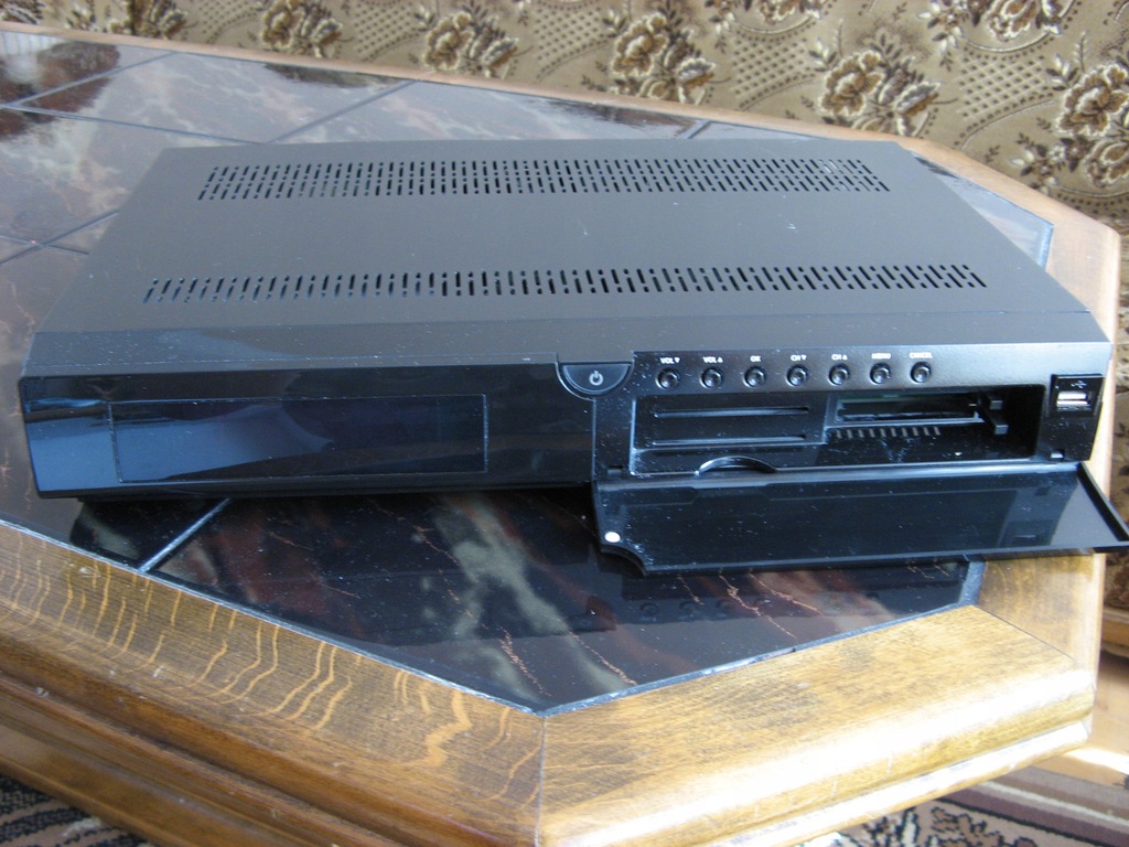 Tuner Satelitarny Xtrend ET-10000 Linux Enigma2