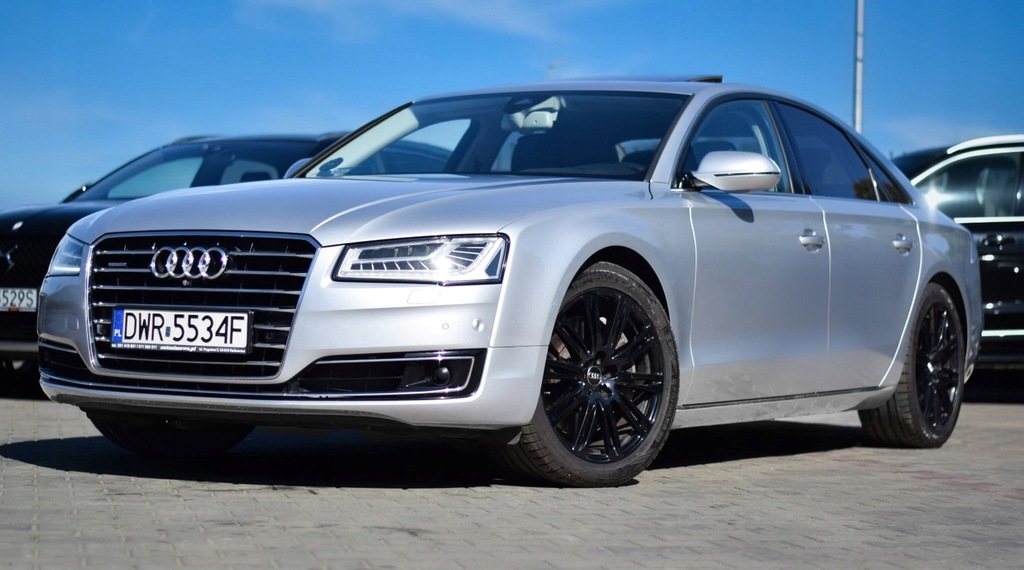 Audi A8 4,2 TDi Night View Webasto ACC Solar HUD Matrix 360° Bose 177000 km
