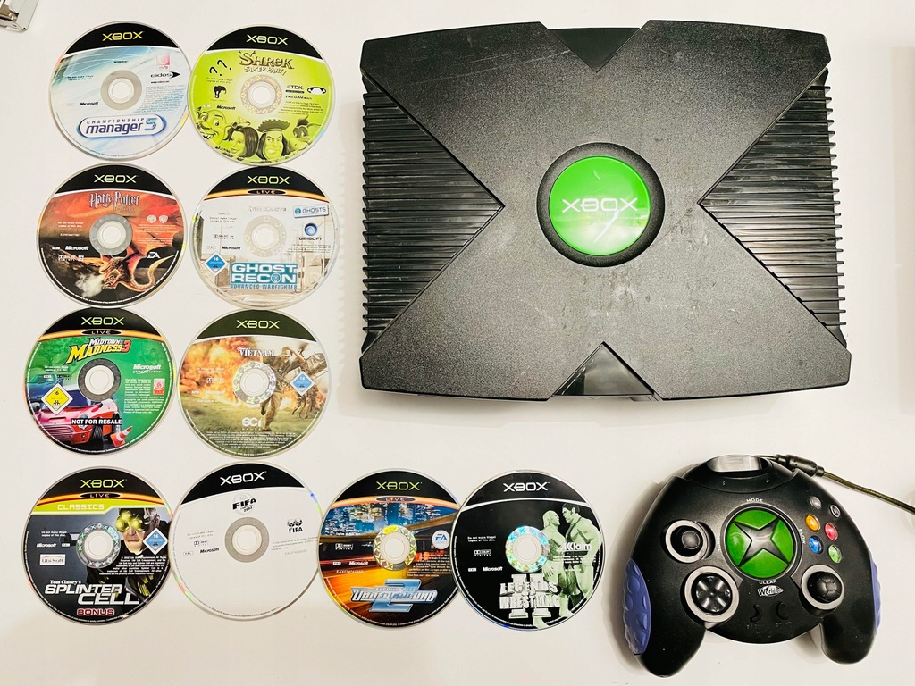 Xbox Classic + 10 Gier + Pad