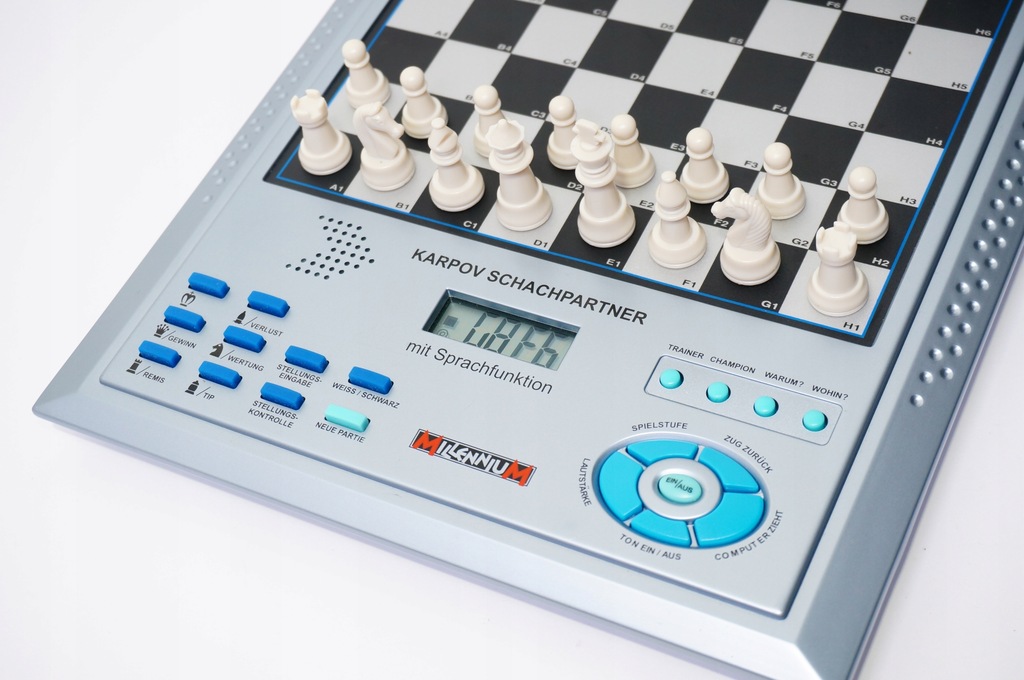 Купить Шахматы Компьютерные шахматы Карпов Schachpartner: отзывы, фото, характеристики в интерне-магазине Aredi.ru