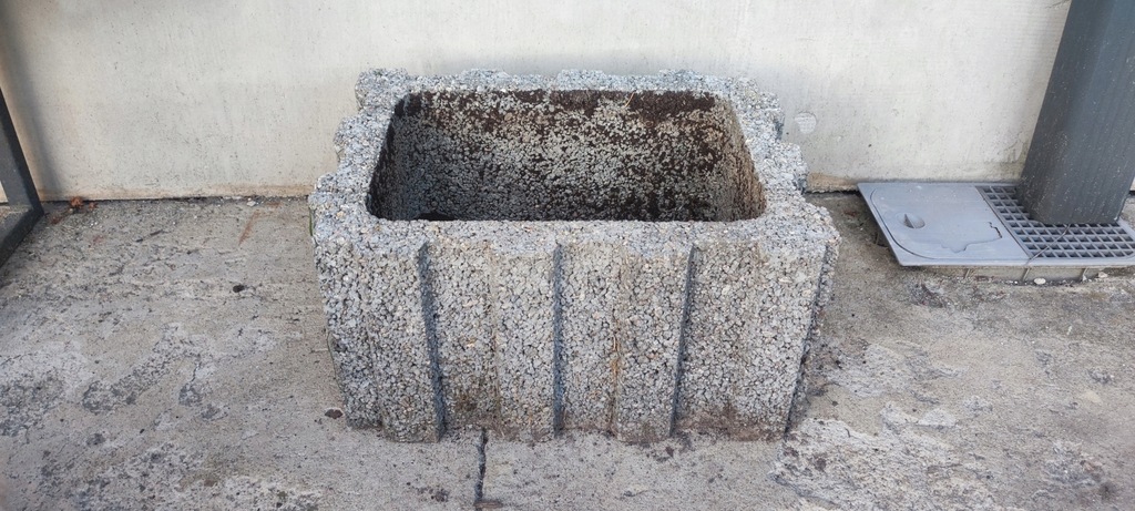 DONICZKA OGRODOWA GAZON BETONOWY LEGO SZARY 40x30x20