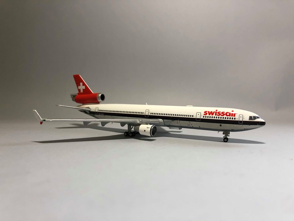 Купить Модель самолета MD-11 Swissair HB-IWI в масштабе 1:400.: отзывы, фото, характеристики в интерне-магазине Aredi.ru