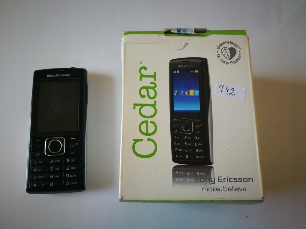 Telefon Sony Ericsson Cedar J108i, srebrny