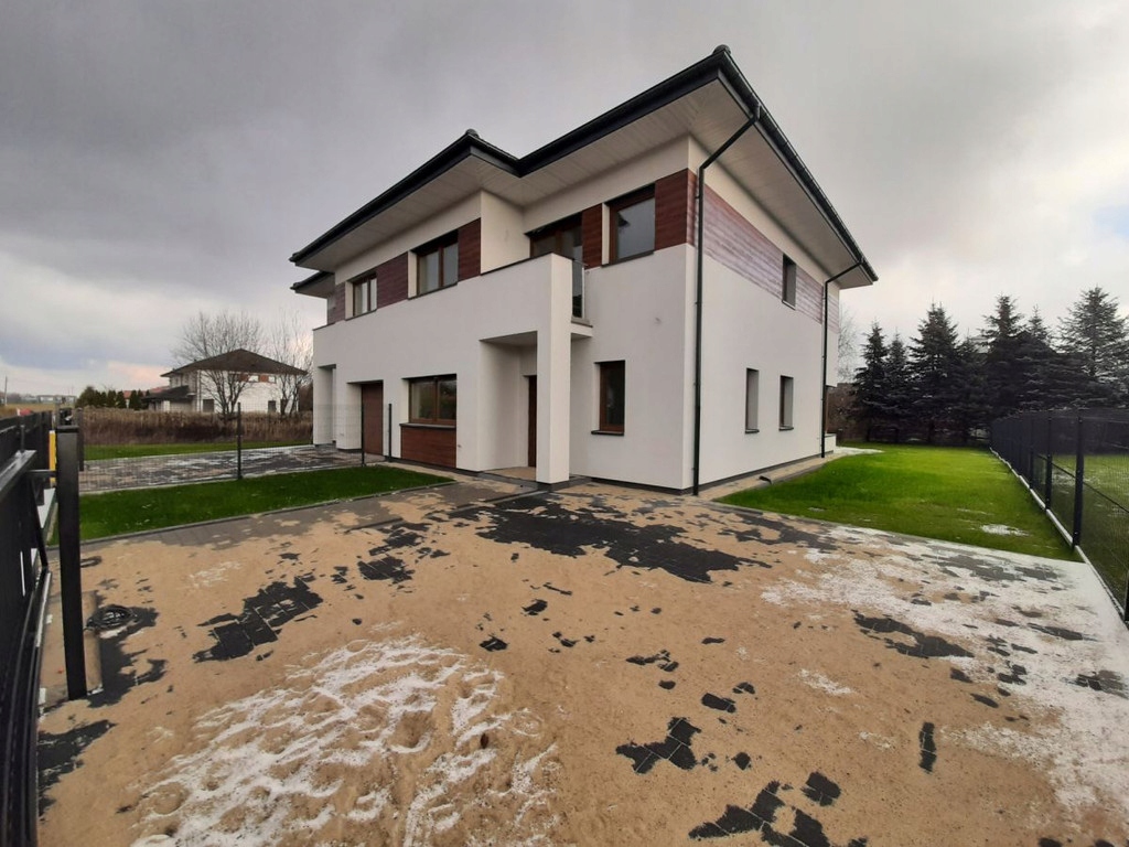 Dom, Piaseczno, Piaseczno (gm.), 142 m²