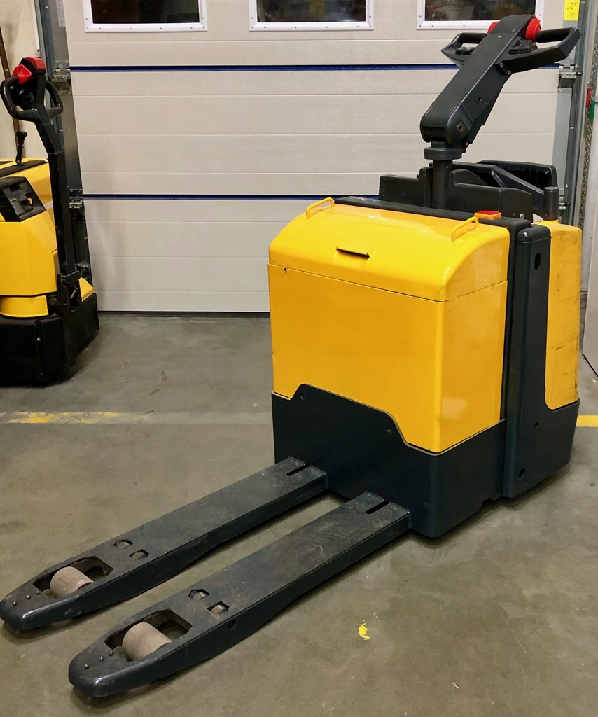 Wózek paletowy paleciak Jungheinrich piesek ERE20