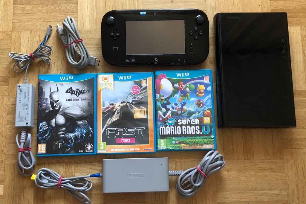 Konsola Wii U 32GB + gry