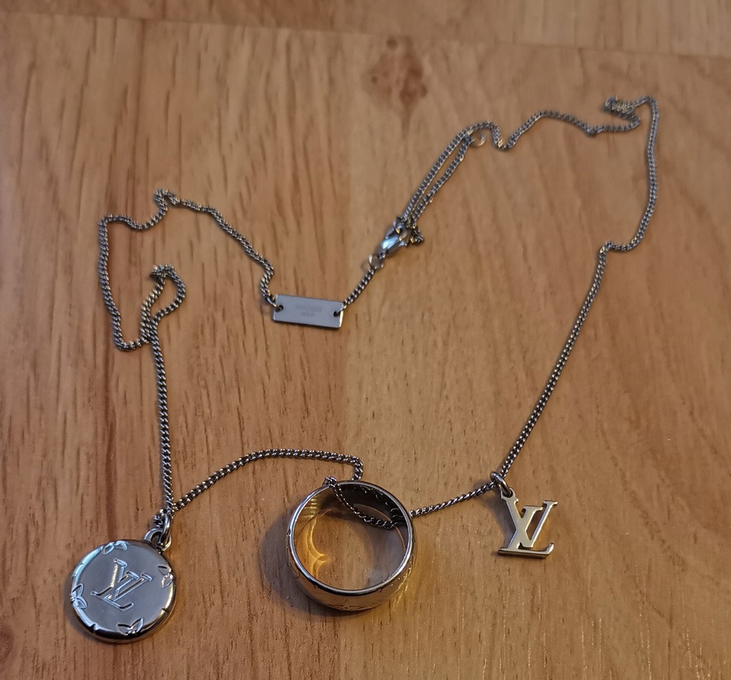 LOUIS VUITTON Ring necklace monogram M62485