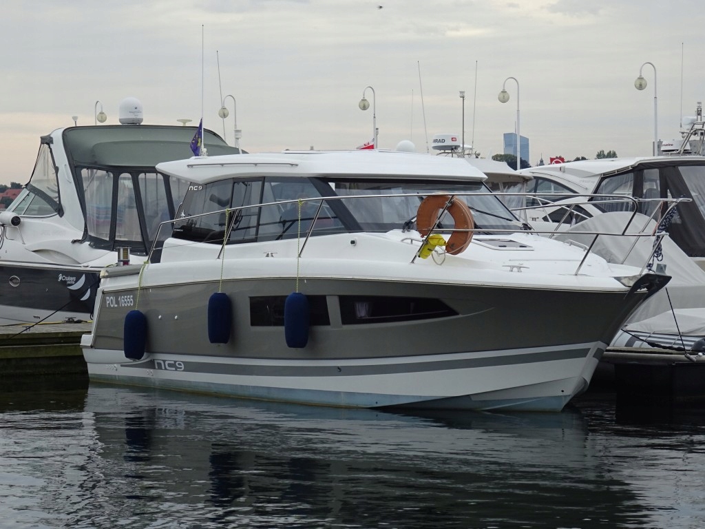 Купить Jeanneau NC 9|2013|Volvo Penta D-260 Diesel|4 спальных места: отзывы, фото, характеристики в интерне-магазине Aredi.ru