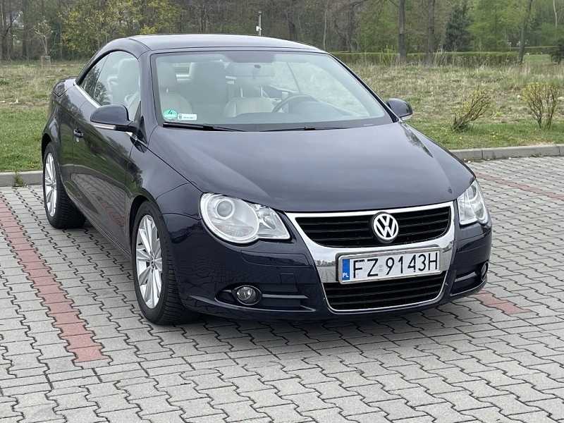 Volkswagen Eos Zarejestrowany - benzyna - 2,0