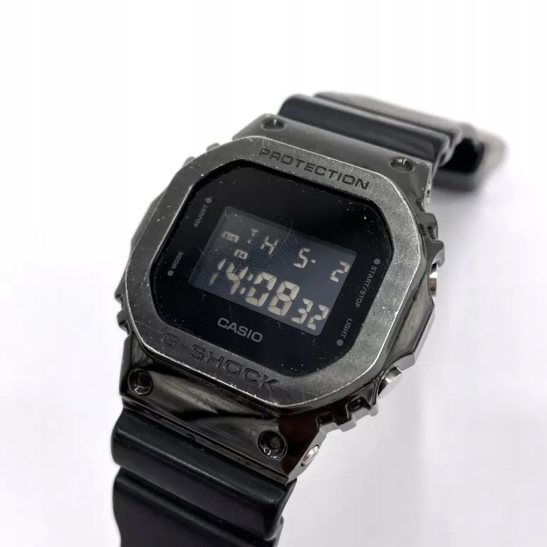 ZEGAREK MĘSKI CASIO G-SHOCK GM-5600B