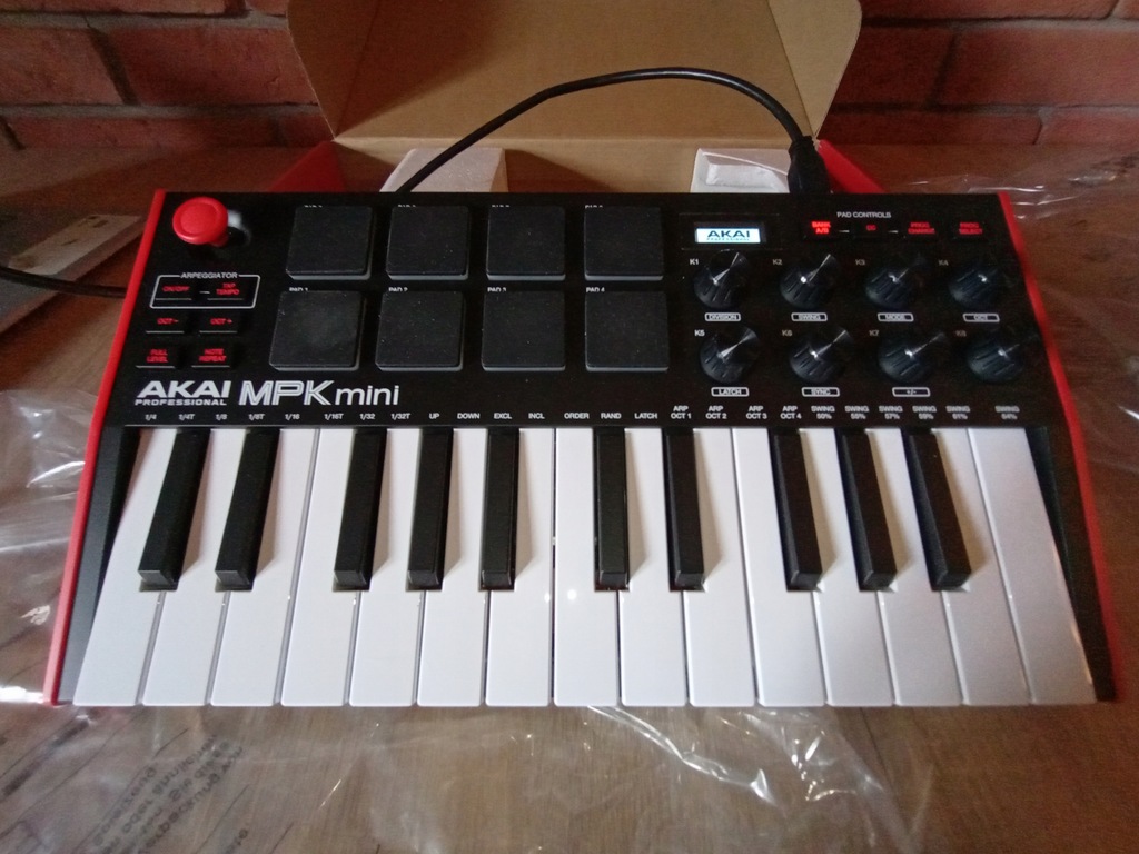 Akai MPK Mini MK3 klawiatura sterująca