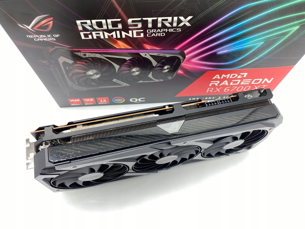 Купить Игровая карта Asus ROG STRIX RX 6700XT 12 ГБ: отзывы, фото, характеристики в интерне-магазине Aredi.ru