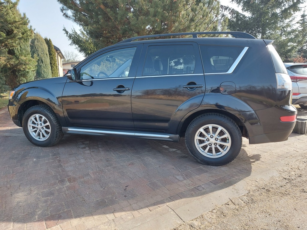 MITSUBISHI OUTLANDER 2.2 DID 177KM 4x4 2011r. FV