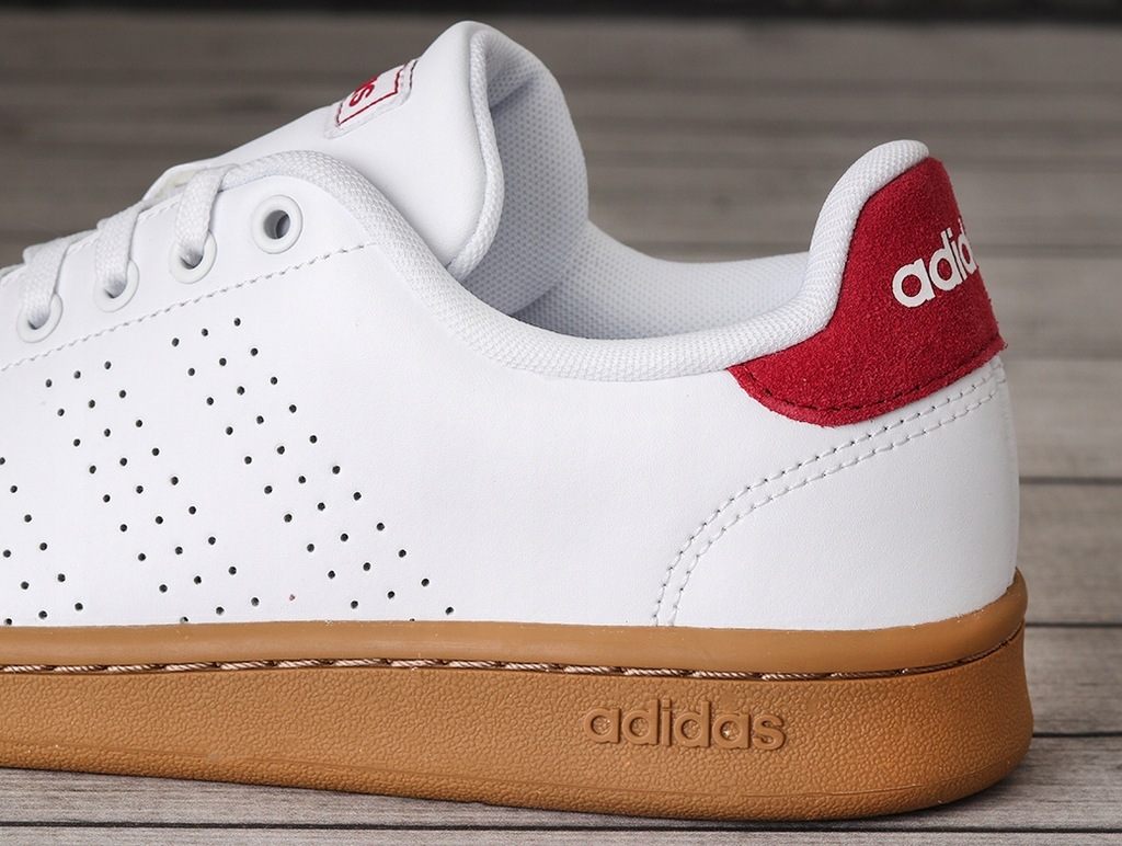 adidas advantage ee7680