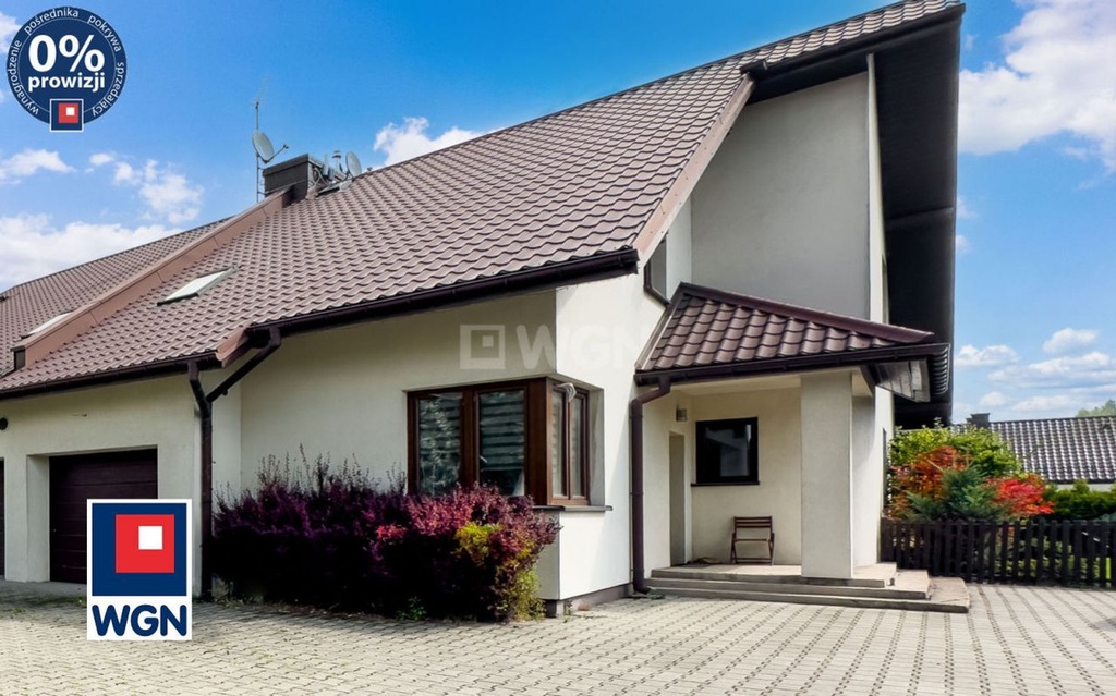 Dom, Bobrowniki (gm.), 161 m²