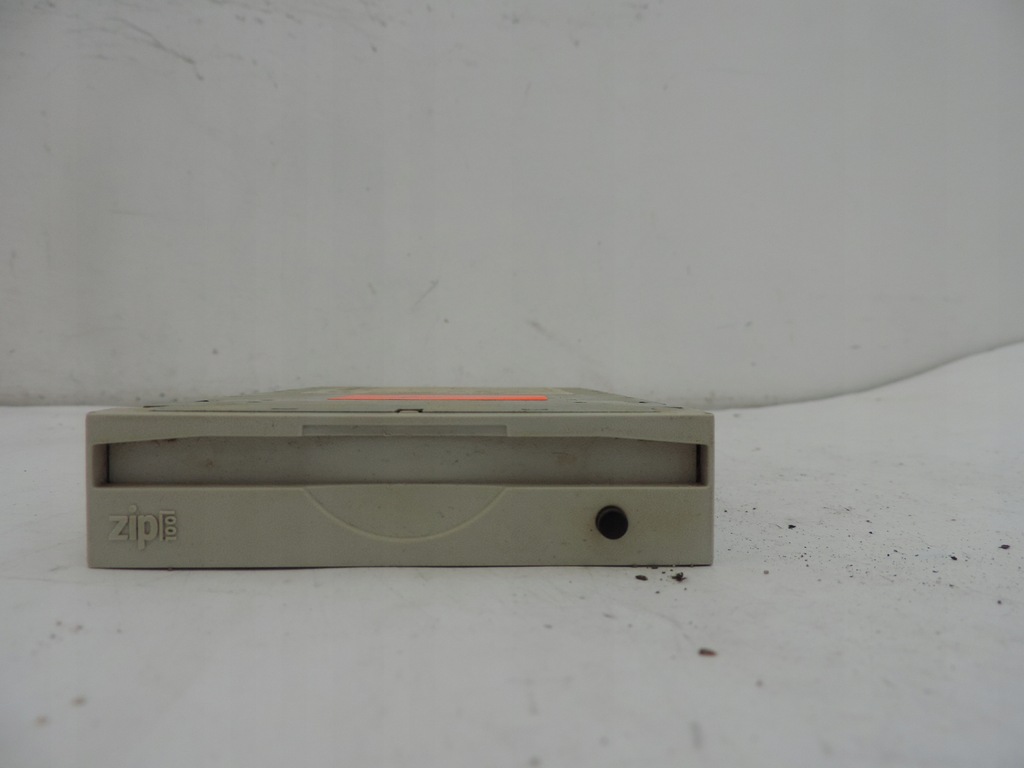 ZIP IOMEGA Z100ATAPI 82/9