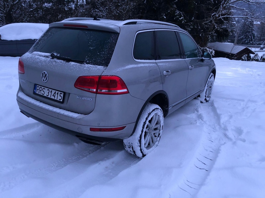 Купить VW TOUAREG HYBRID, КАМЕРЫ 360°, РАДАР, ПАНОРАМА: отзывы, фото, характеристики в интерне-магазине Aredi.ru