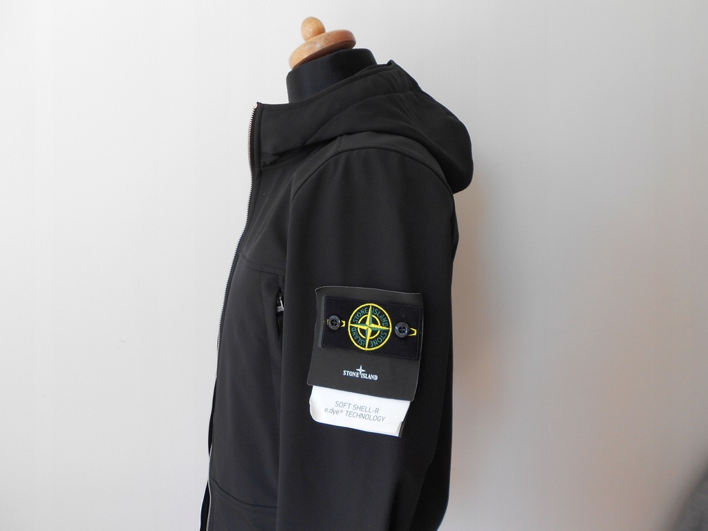 トップス STONE  SOFT SHELL-R STONE ISLAND SOFT SHELL R JACKET - X Clothing