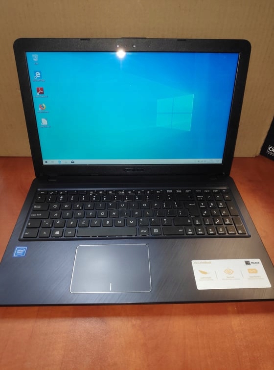 Laptop ASUS VivoBook X543M 15,6" 4GB\256GB 8745722721 oficjalne