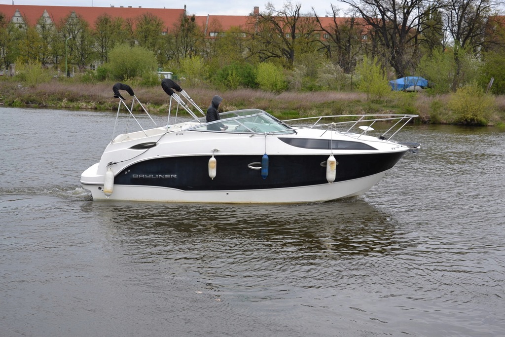 Купить Яхта Bayliner 255 Chaparral Sea Ray Montery Doral: отзывы, фото, характеристики в интерне-магазине Aredi.ru