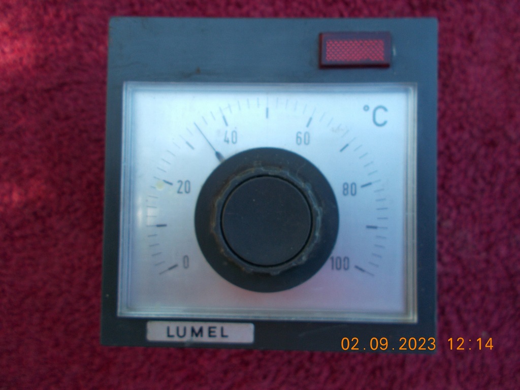 REGULATOR TEMPERATURY LUMEL RE5