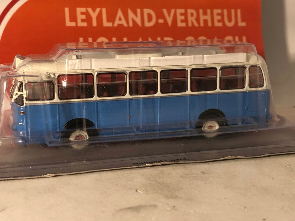 Kultowe autobusy Leyland Verheul Holland 1:72 21