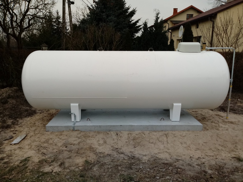 zbiornik-na-gaz-propan-lpg-2700-l-nowy-naziemny-7427951106