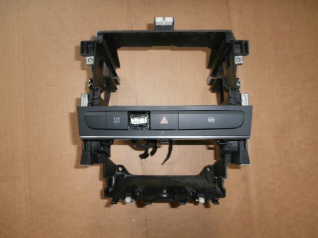 KOSZ 2DIN AUDI A3 8P0 8P RNS-E STELAZ RAMKA LIFT