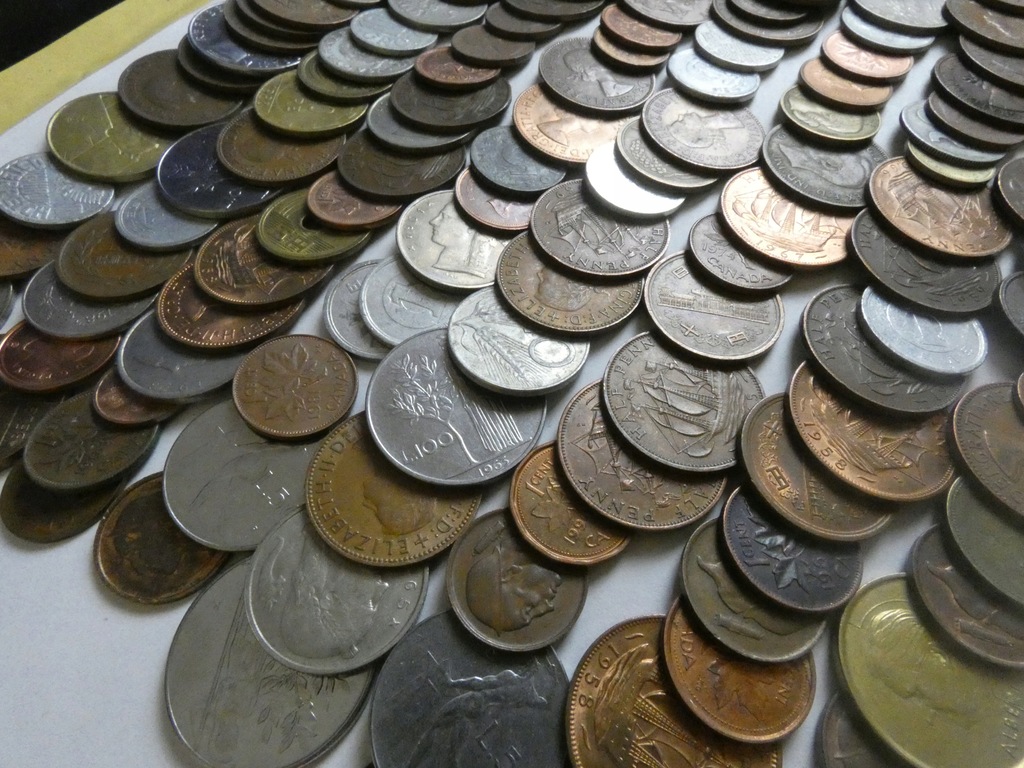Купить Интересный набор из более 150 монет (29): отзывы, фото, характеристики в интерне-магазине Aredi.ru