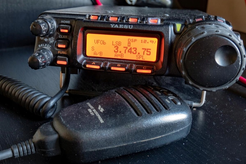 Radiostacja wielopasmowa Yaesu FT-857D