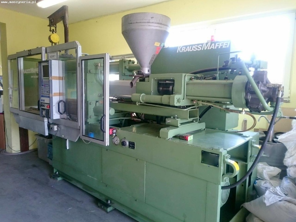 Wtryskarka KRAUSS MAFFEI KM 110-520 C1 netto 25000