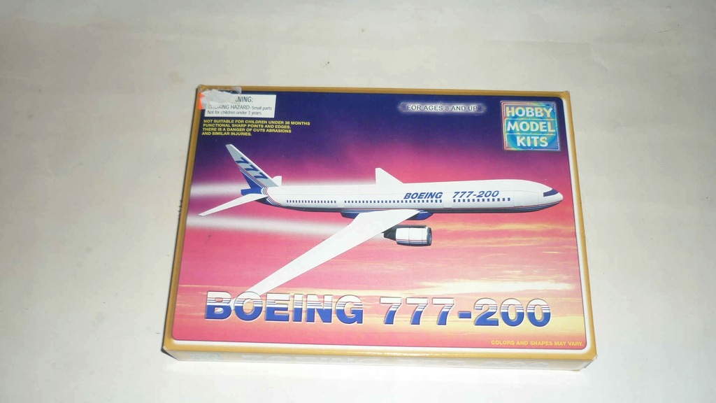 HOBBY MODEL KITS BOEING 777-200