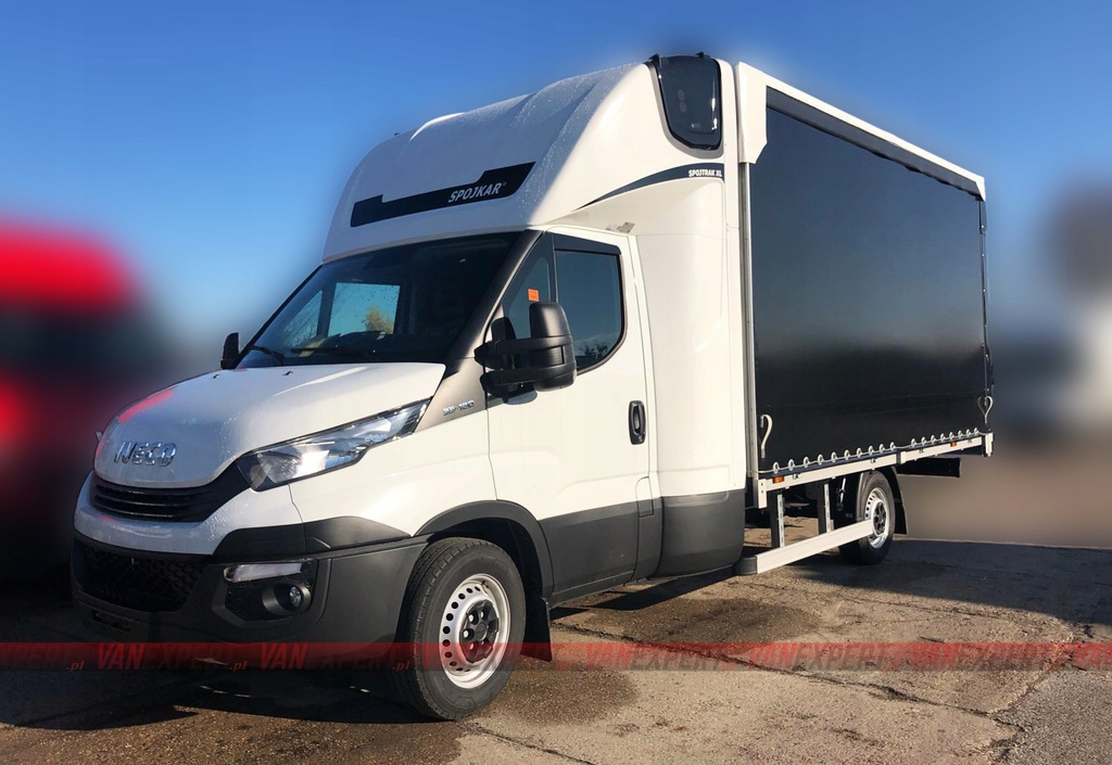 Iveco DAILY 3.0 180KM SPOJTRAK XXL 2x łóżko + HAK