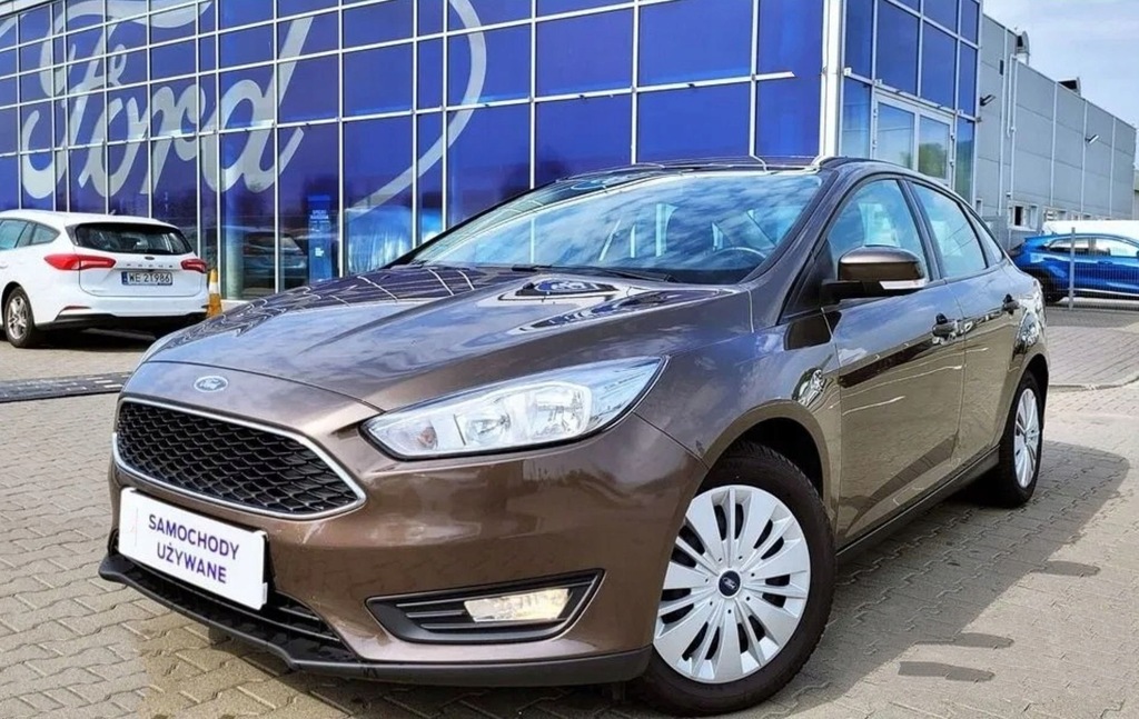 Ford Focus 1.6 (105 KM) Trend sedan