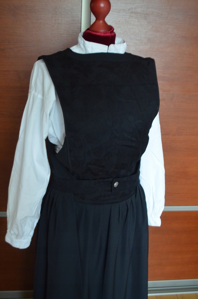 suknia sukienka kostium Skandynawia Gotyk 40L