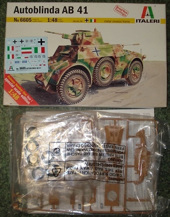 Autoblinda AB41 Italeri