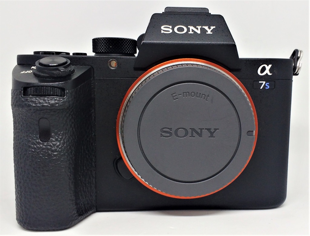 Sony A7S II ILCE-7SM2 body + grip