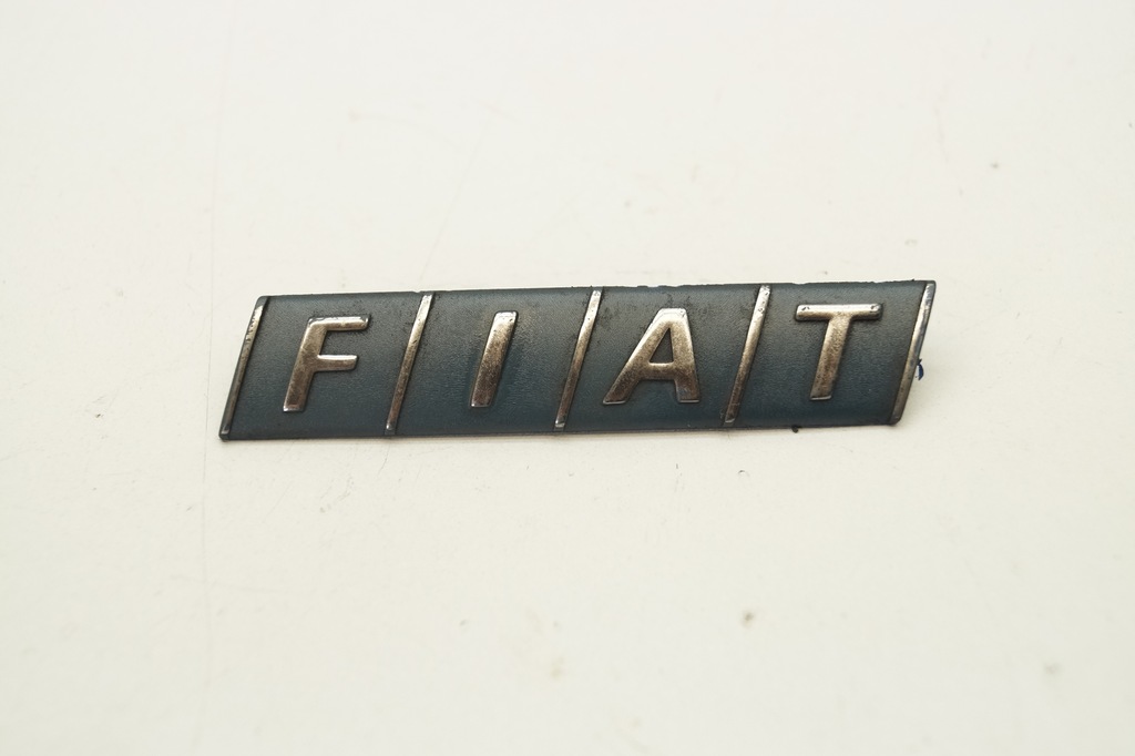 FIAT BARCHETTA LOGO EMBLEMAT ZNACZEK
