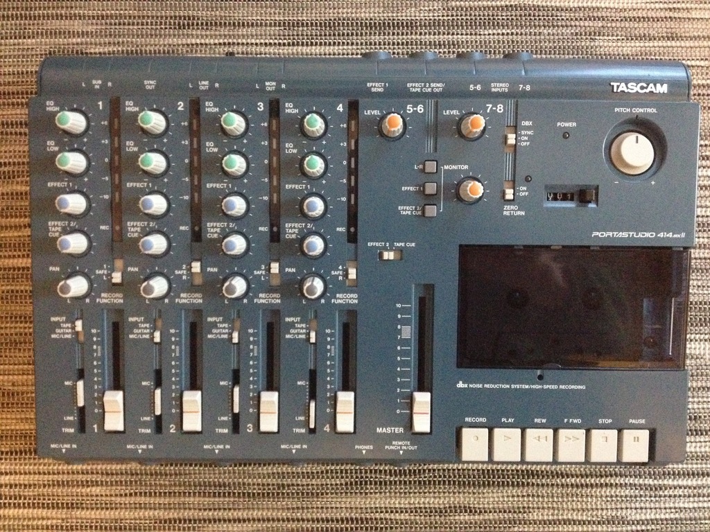 k*)様 TASCAM 414MKII ポータブルスタジオ k*)様 TASCAM 414MKII ポータブルスタジオ